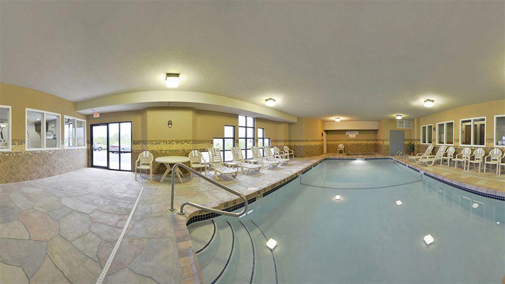 Garner Hotel Topeka West By Ihg Eksteriør billede